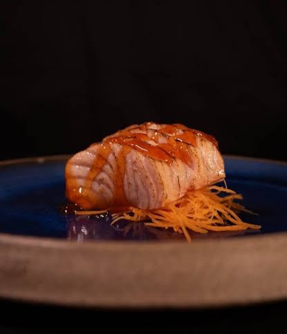 Sashimi de salmão Maç. Geleia de pimenta 4un