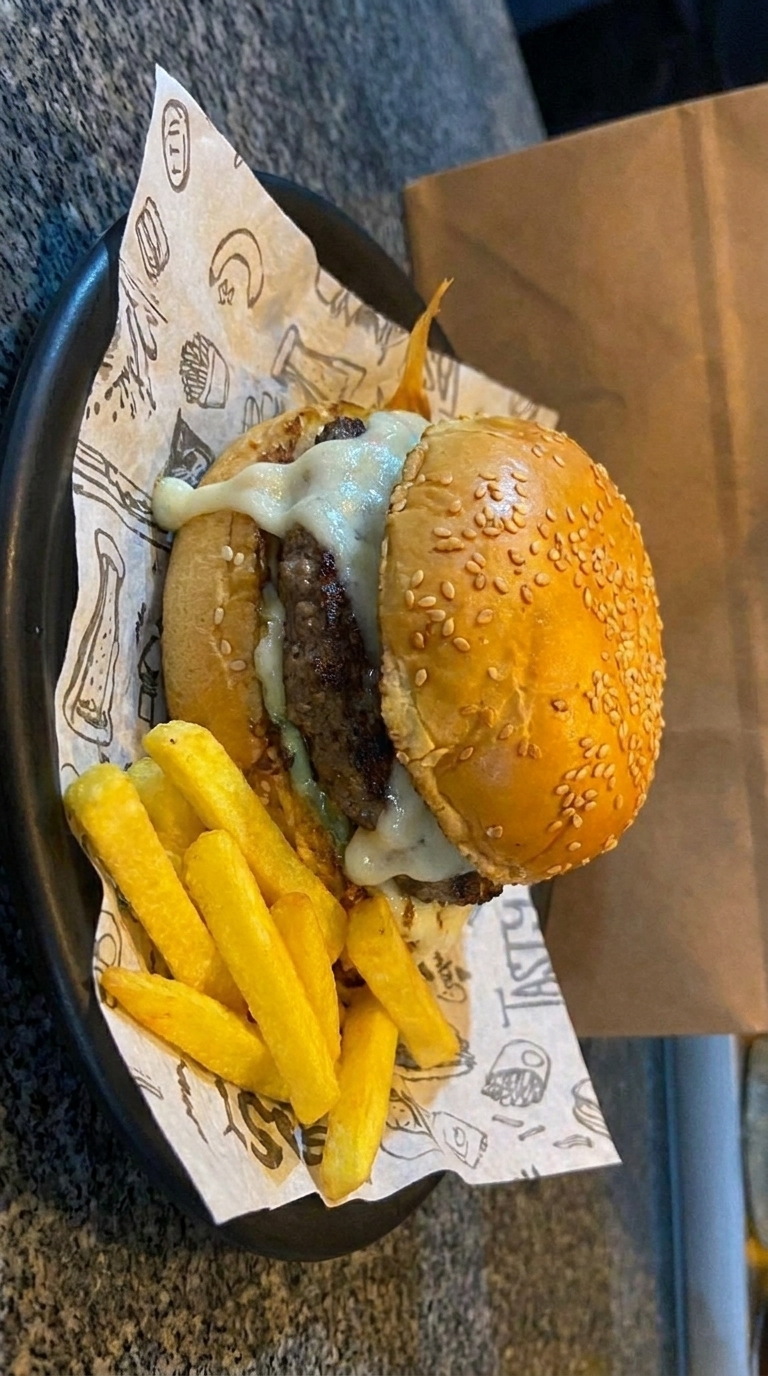 4- Duetto de Queijos com batata frita